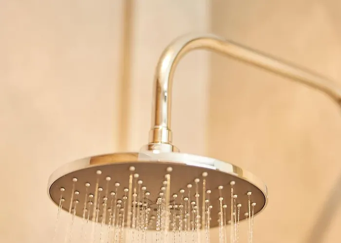 Golden By Binobi! Apartment